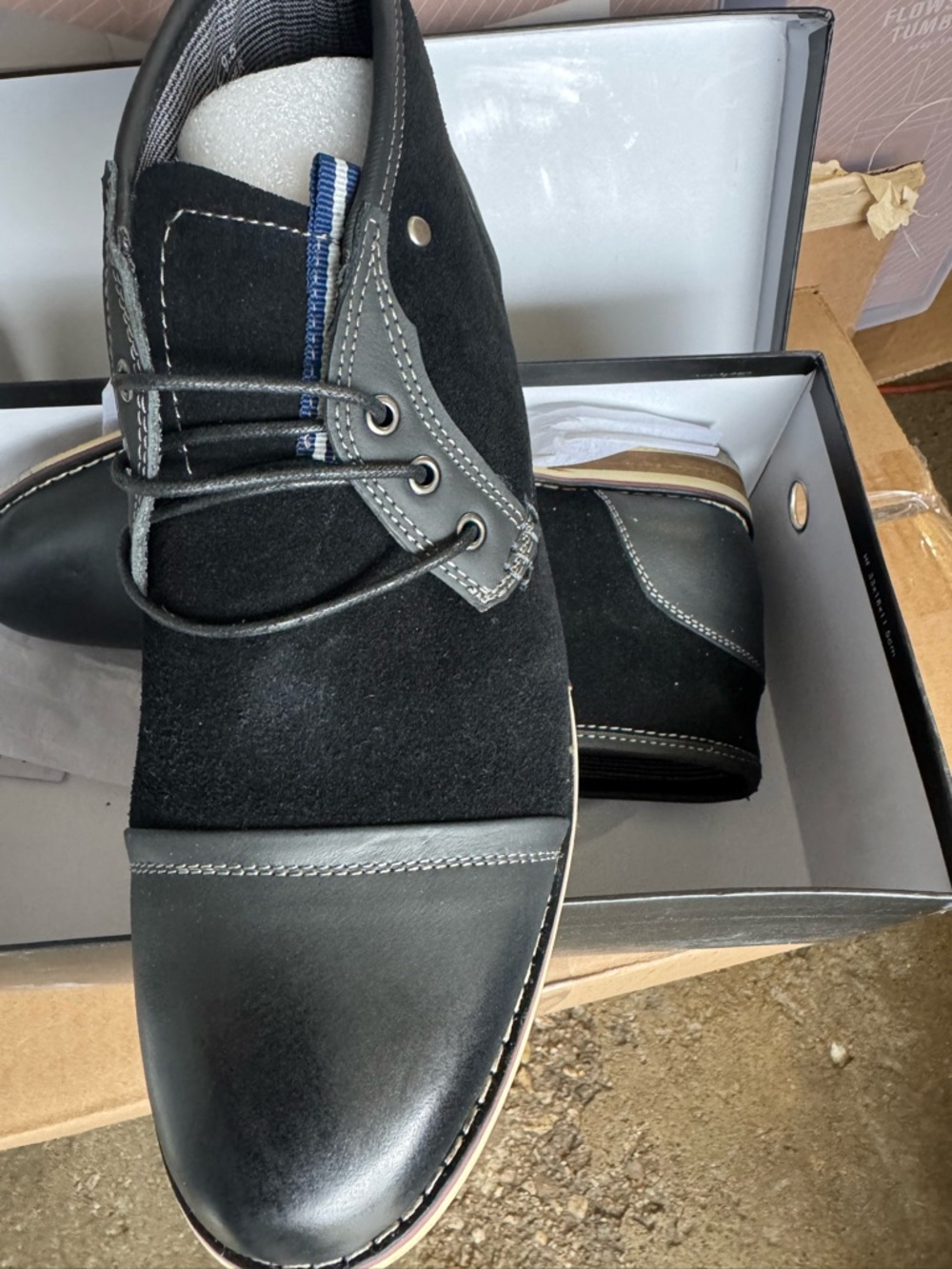 Men's Black Casual Lace-Up Shoes